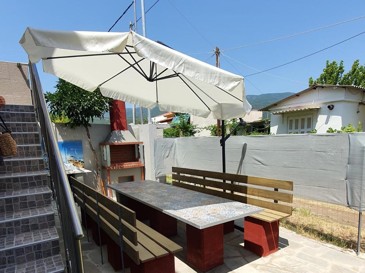 Villa Fer Forze You Have The Feeling Of Your Own Holiday Home Asproválta Exteriér fotografie