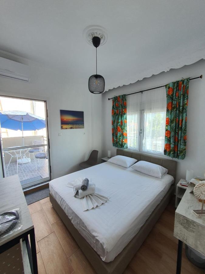 Villa Fer Forze You Have The Feeling Of Your Own Holiday Home Asproválta Exteriér fotografie